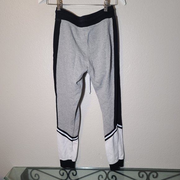 Material girl high waisted color block joggers - Picture 4 of 5
